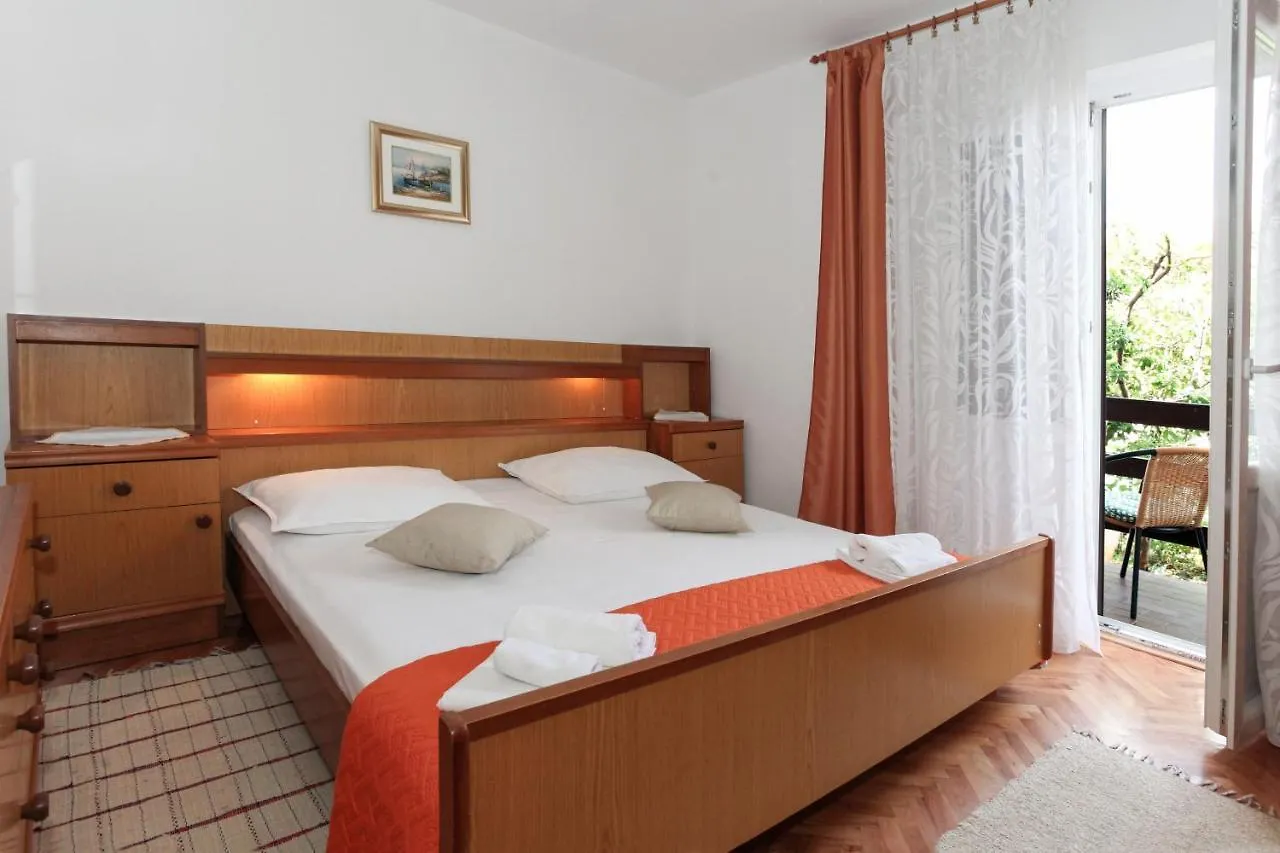 Apartments With A Parking Space Pag - 16016 Pag Town