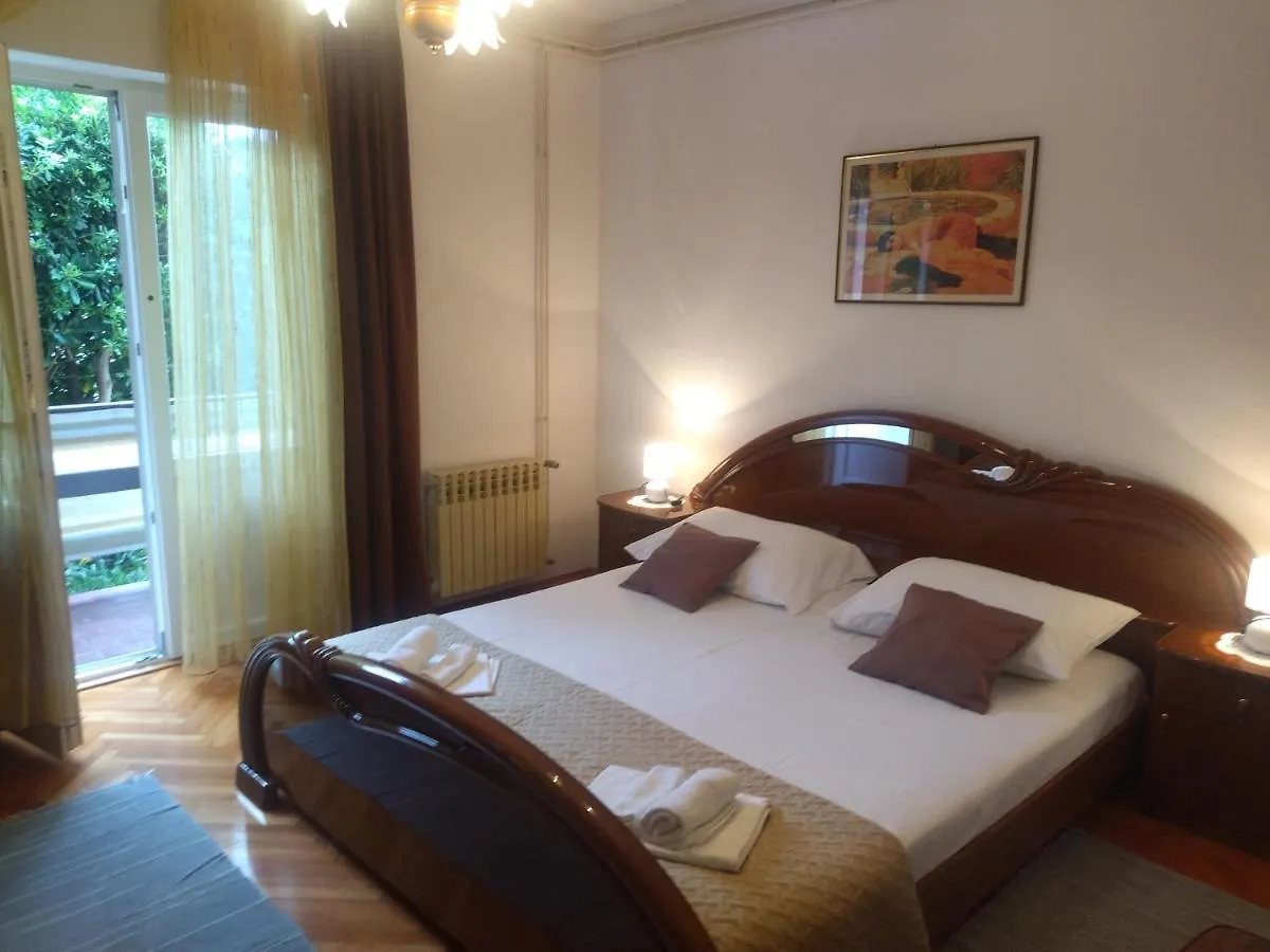 Apartments With A Parking Space Pag - 16016 Pag Town