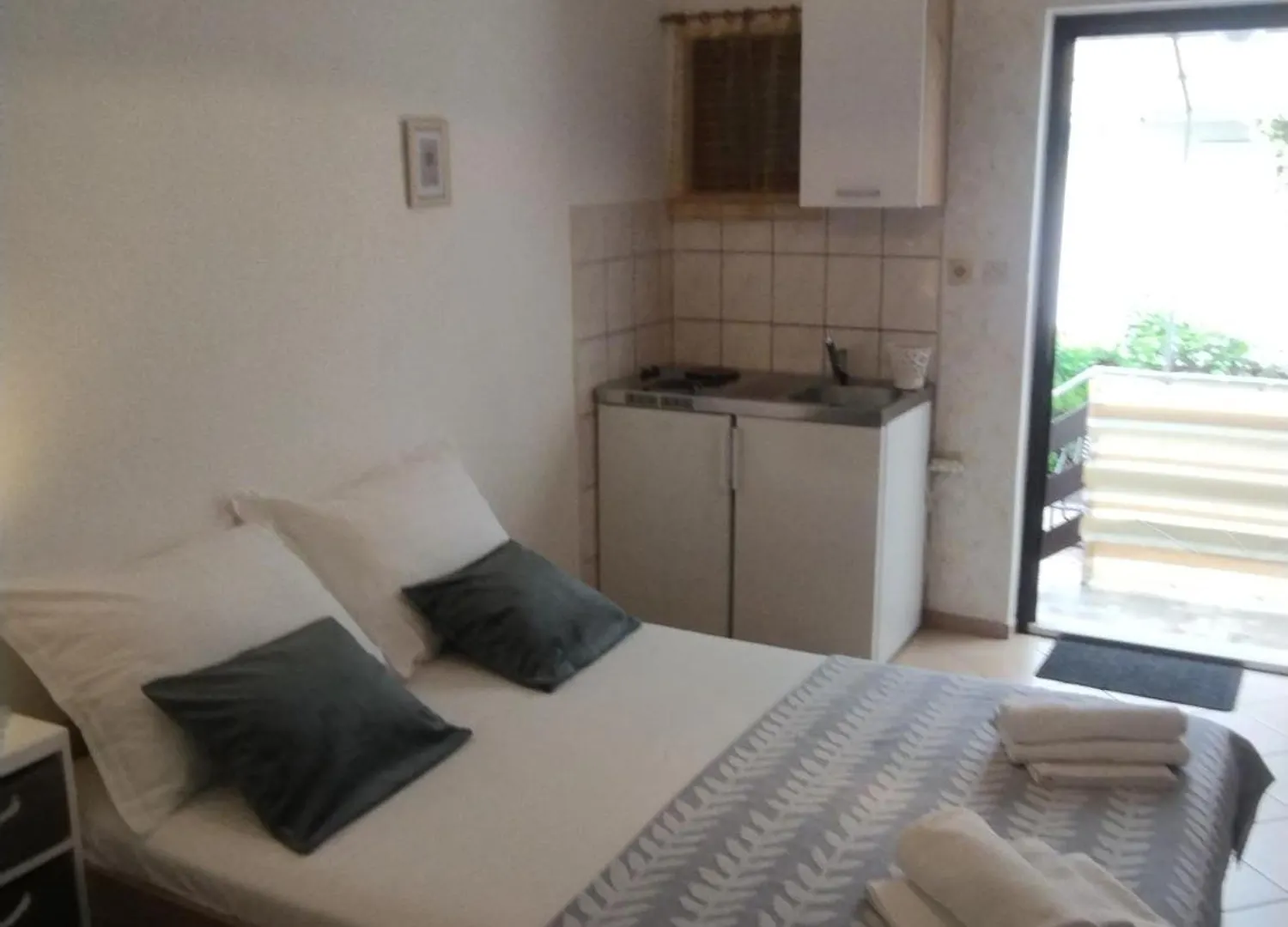Apartments With A Parking Space Pag - 16016 Pag Town