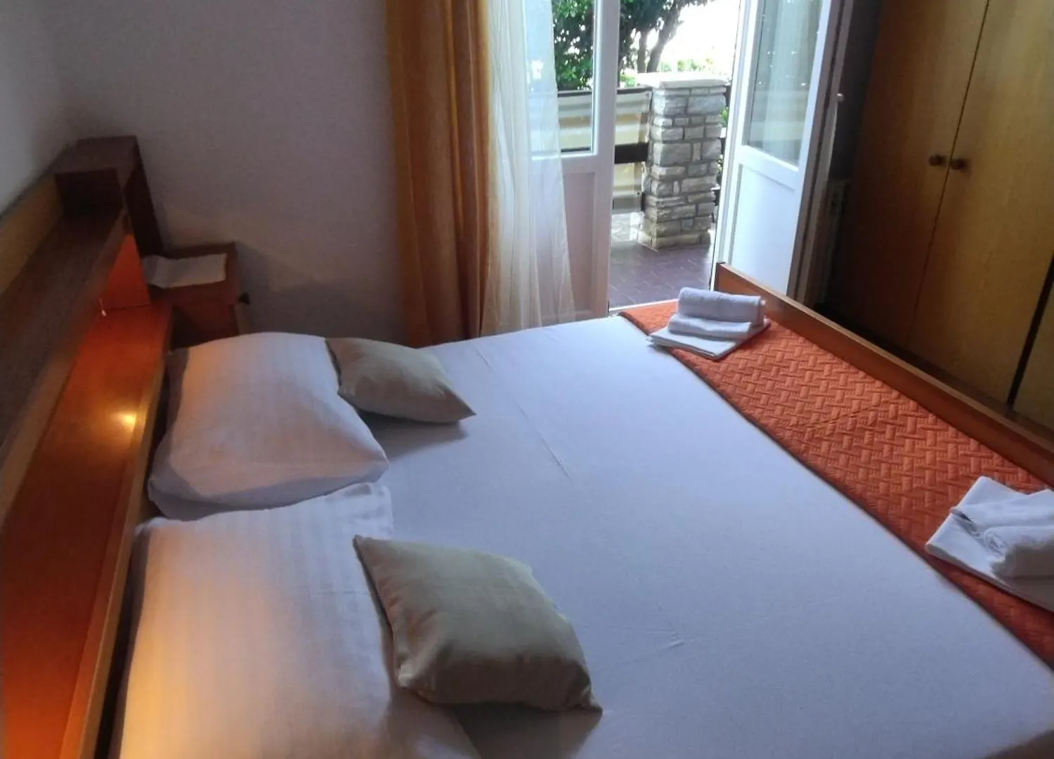 Apartments With A Parking Space Pag - 16016 Pag Town Croatia